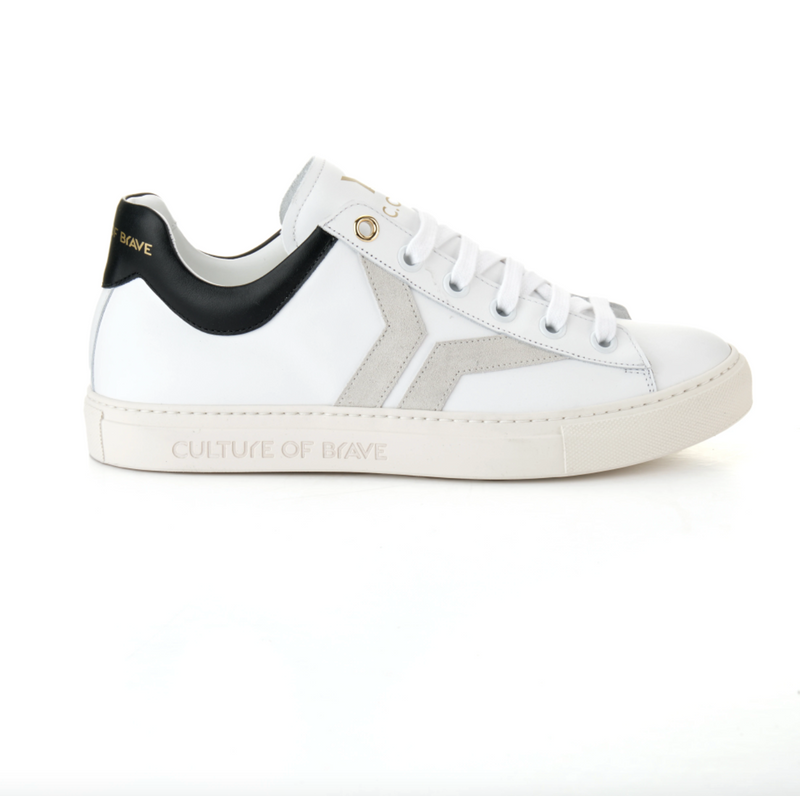 Courage Low Tracker Sneaker | White