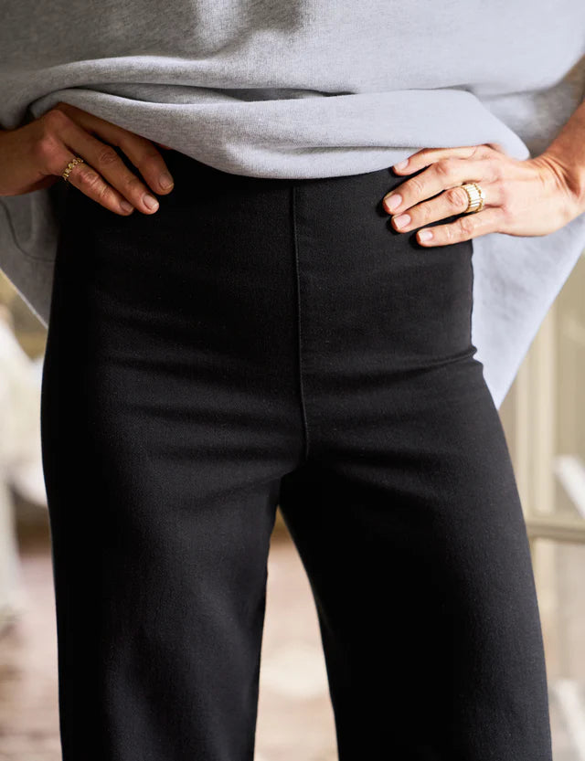 Illusion Wide Leg Pull-On Pant | Black
