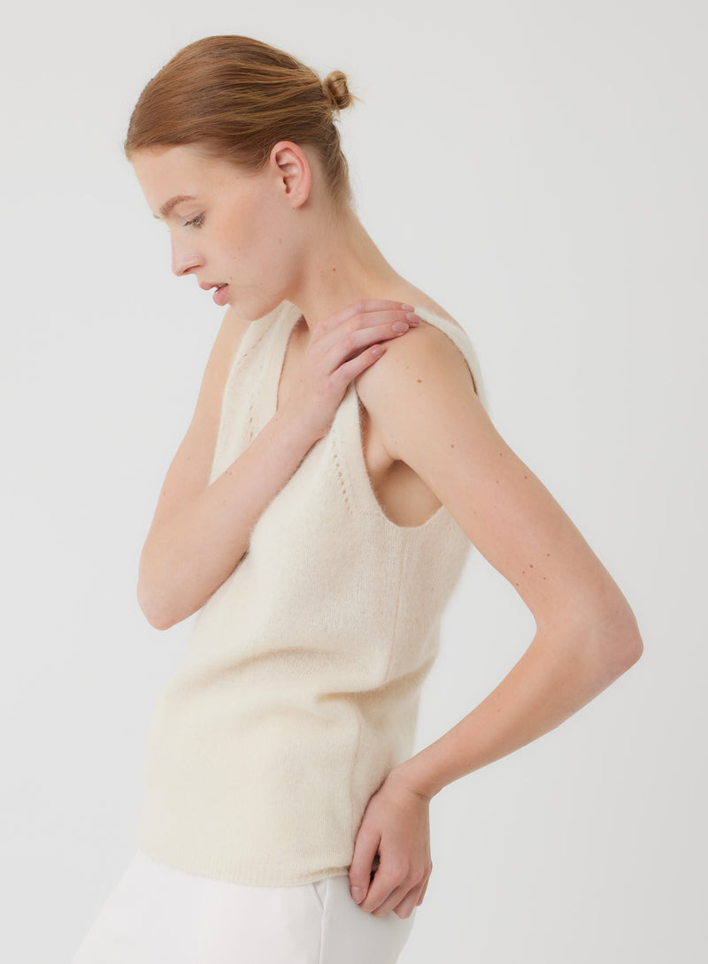 Double V Pointelle Tank | Milk