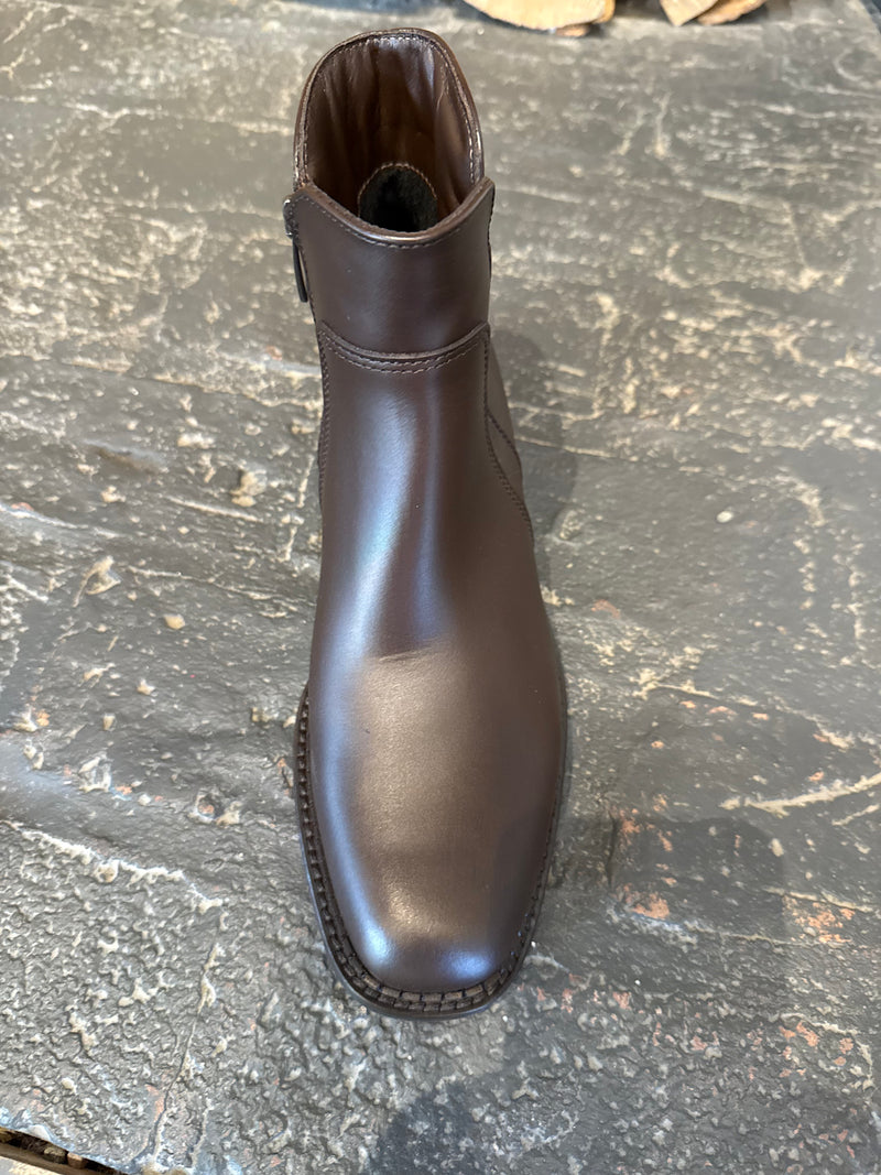 Sloane Bootie | Brown