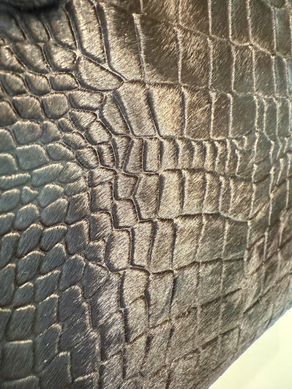 Slim Shoulder Bag | Black Embossed Gator Hair On Calf