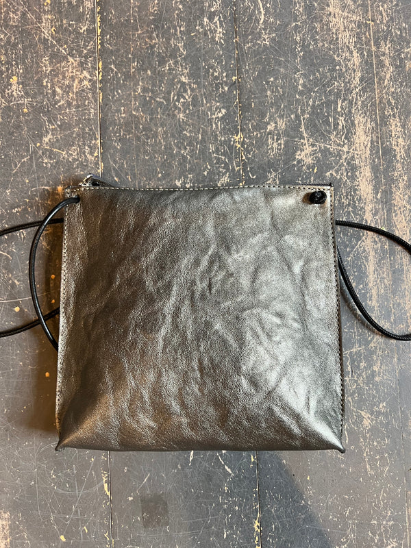 Strappy Pouch | Gunmetal