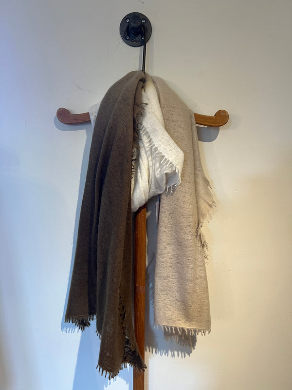 Cashmere Vertical Shading Scarf | White Beige Army
