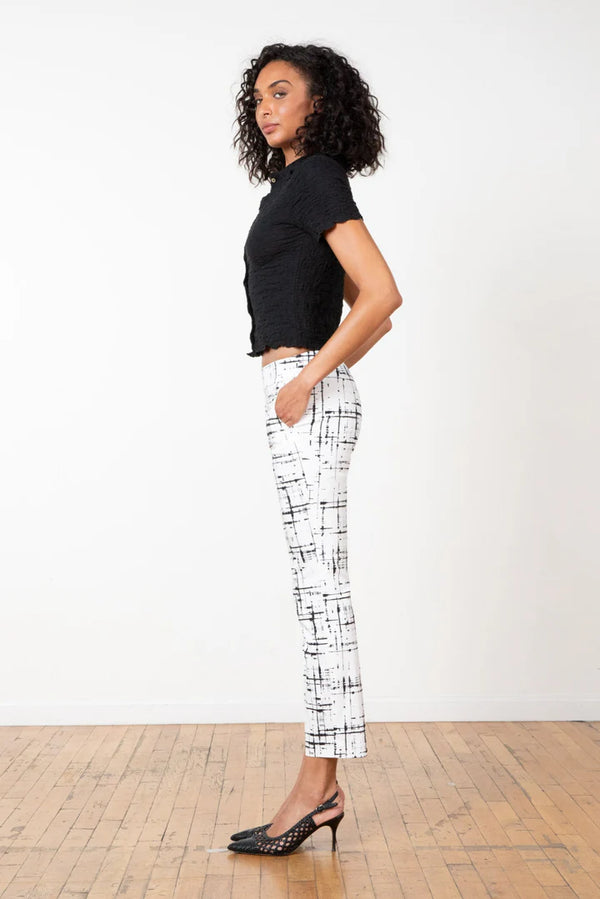 Leo | Graffiti White