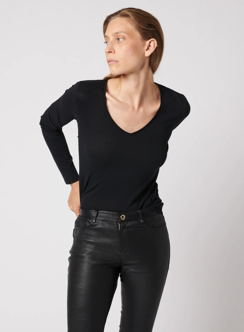 Soft Touch LS V Neck | Noir