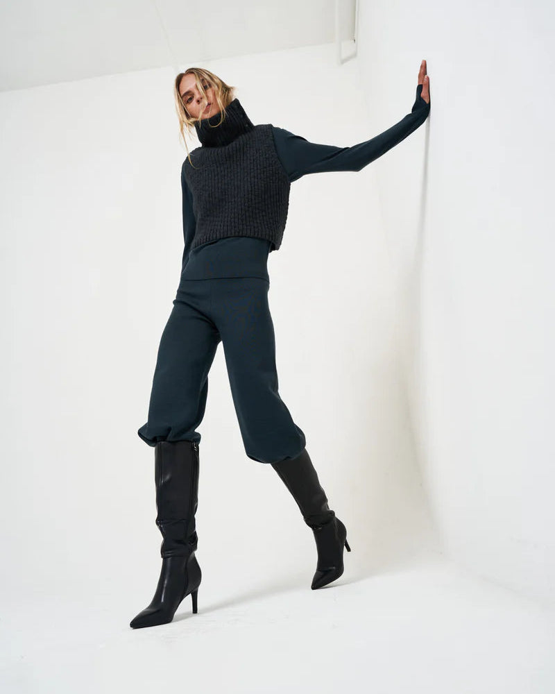 Chunky Snap Back Pocket Vest | Slate