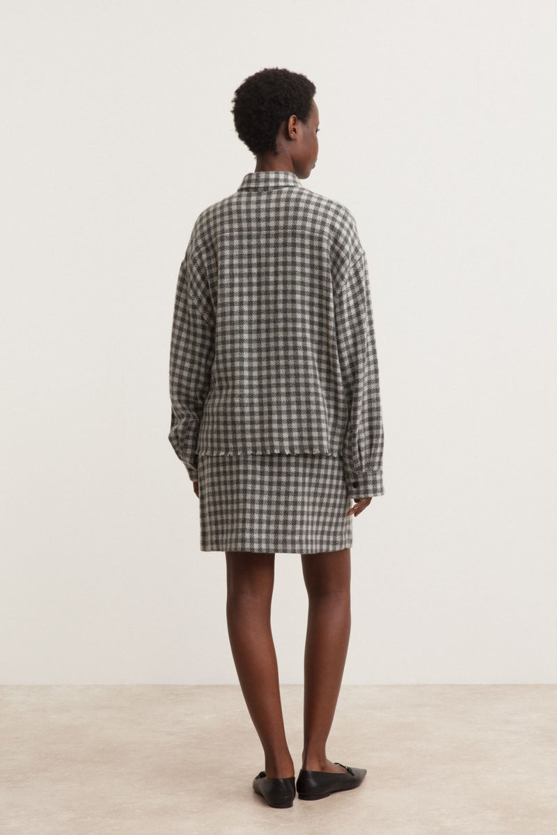 Norunn | Platinum Flannel