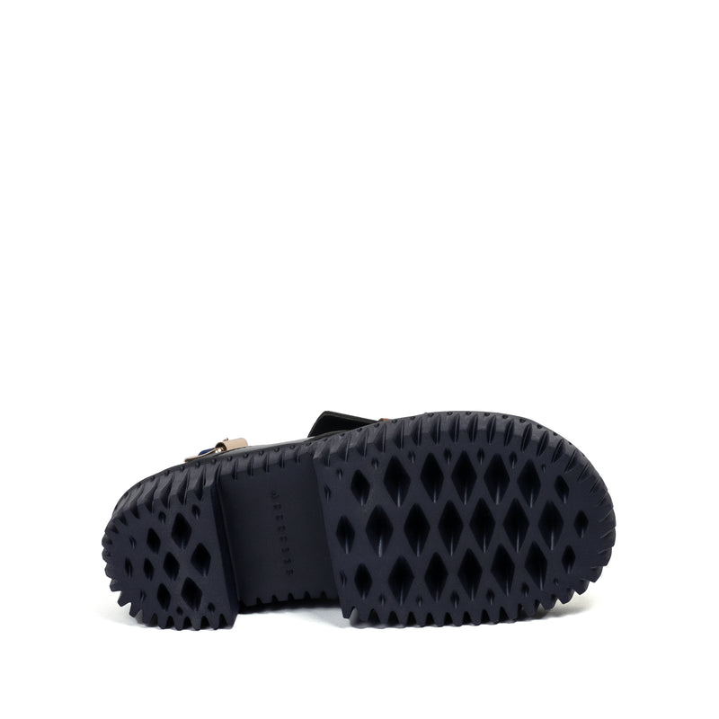 Plia Juno | Black