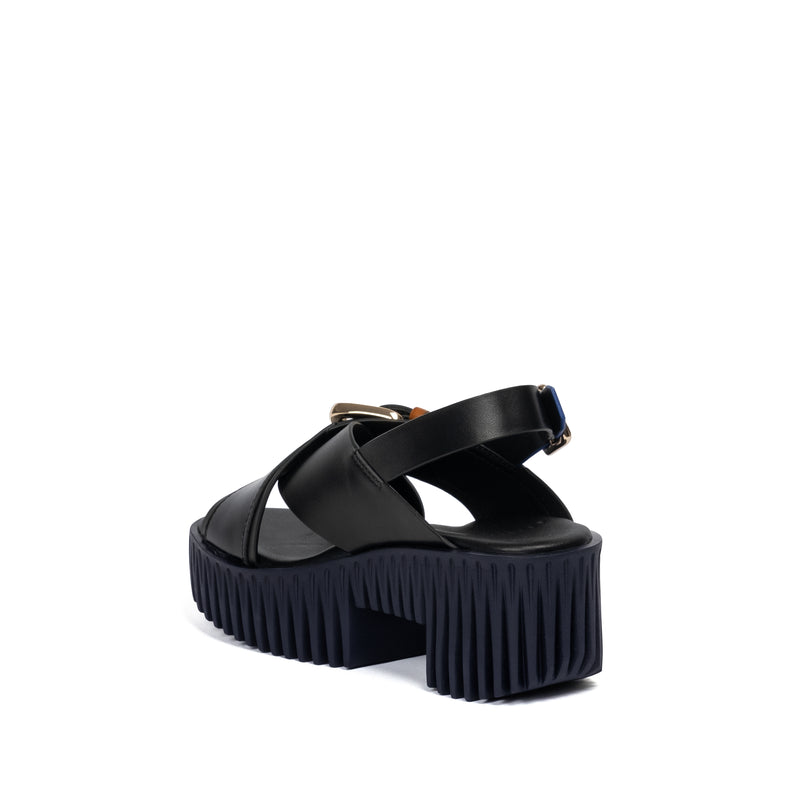 Plia Juno | Black