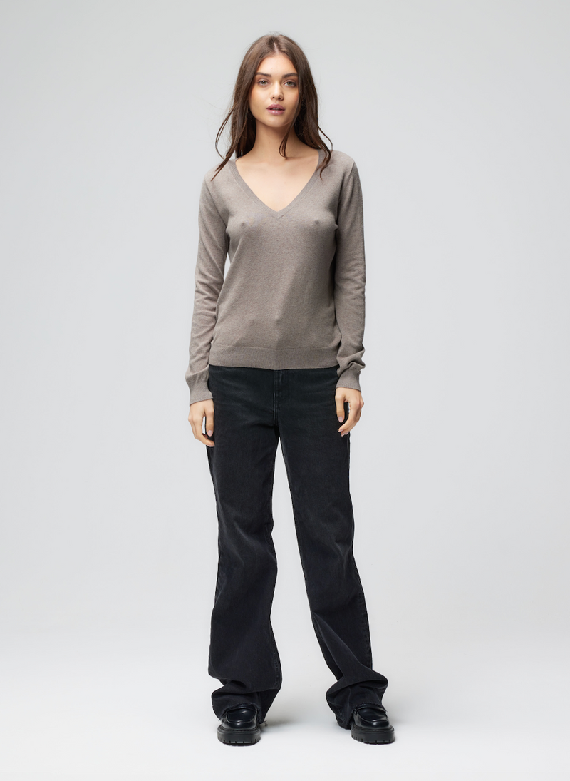 Organic Cotton Knit Long Sleeve V Neck | Ecore