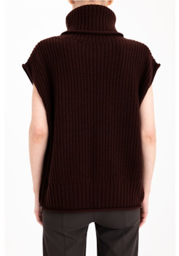 Carmel Cashmere Blend  Turtleneck Vest | Merlot
