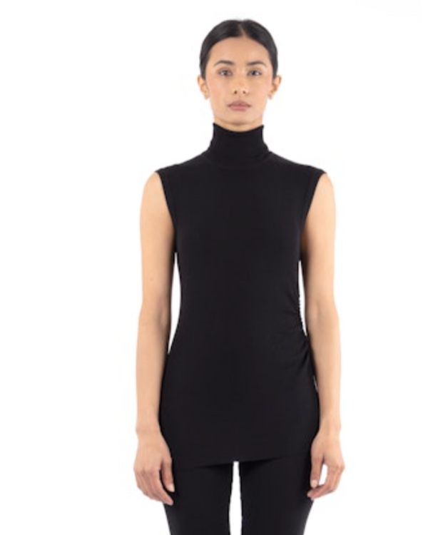 Sleeveless Turtle Neck with Gathered side | Black