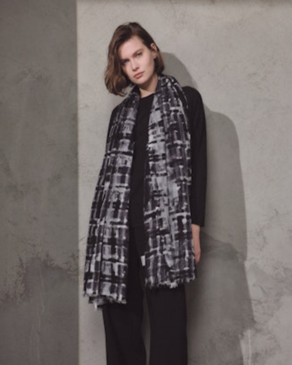 Pashmina Tartan | Black, Flannel Grey, Moonbeam