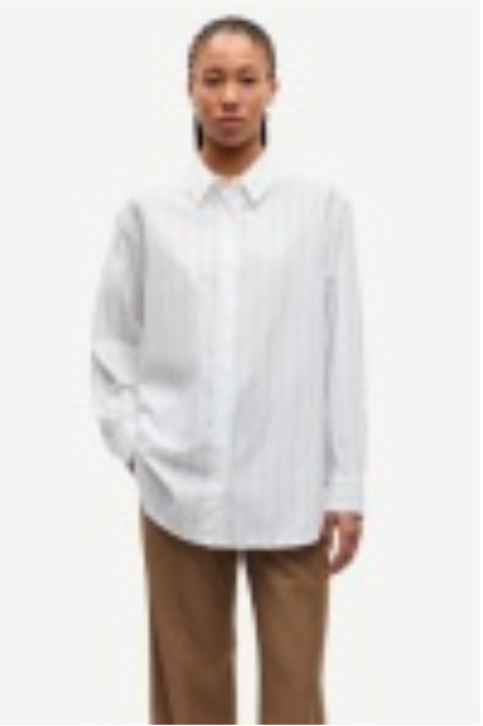 woman wearing SAMSØE SAMSØE Salova Shirt in White Pin Stripe