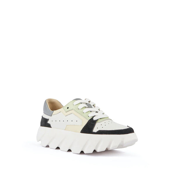 Tura Ori Sneaker | Air