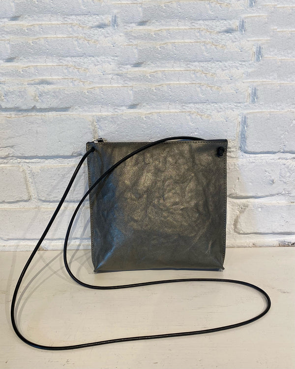 Strappy Pouch | Gunmetal