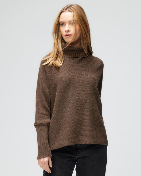 Wool Chunky Turtleneck | Bison