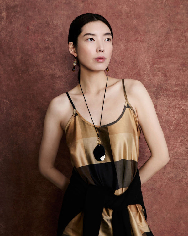 woman wearing Chan Luu Black Oval Necklace well heeled boutique stowe vt
