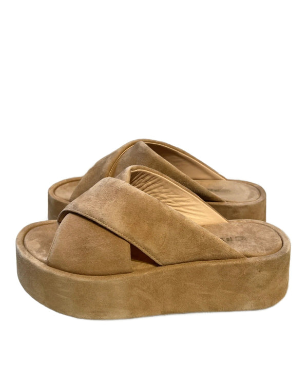 Breanne Flatform | Sand Suede