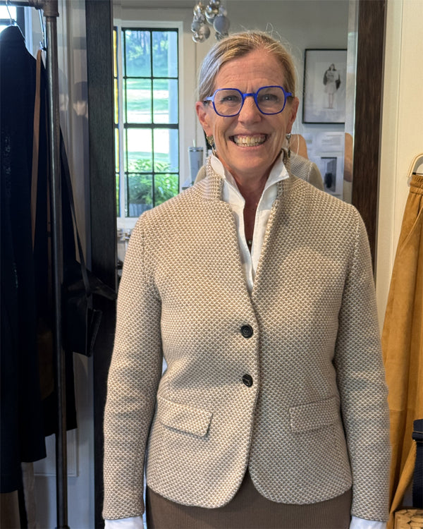 lisa hagerty wearing Lamberto Losani Blazer Chicco Riso in Cream well heeled boutique stowe vermont