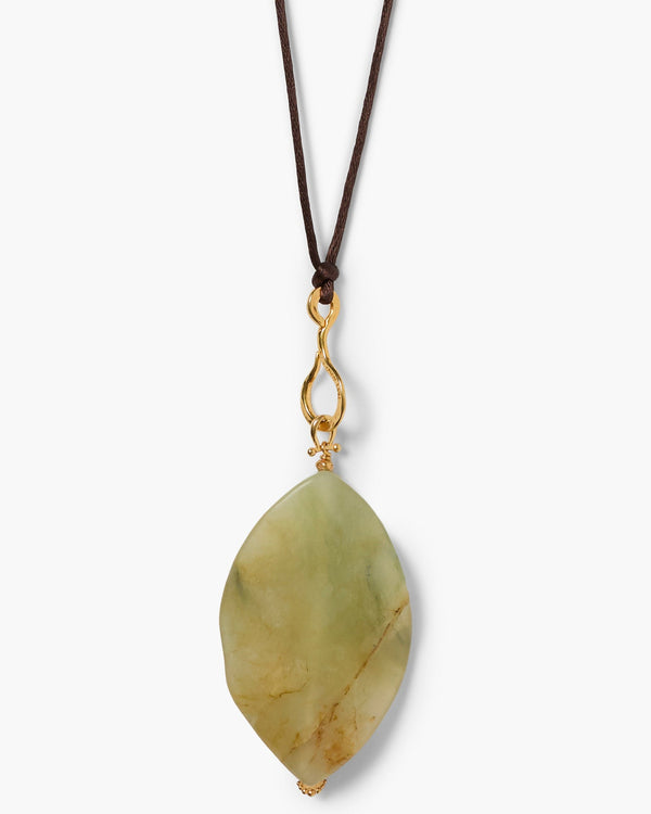 Chan Luu New Jade Necklace on white background well heeled vermont