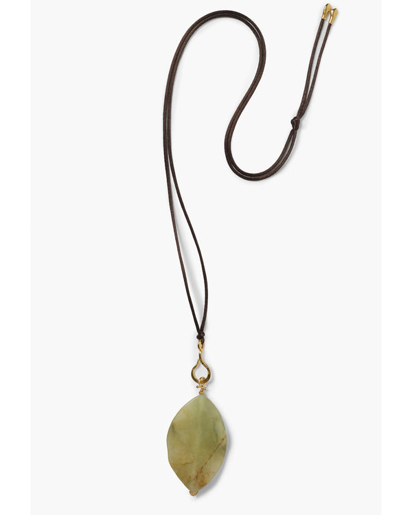Chan Luu New Jade Necklace on white background well heeled stowe vermont