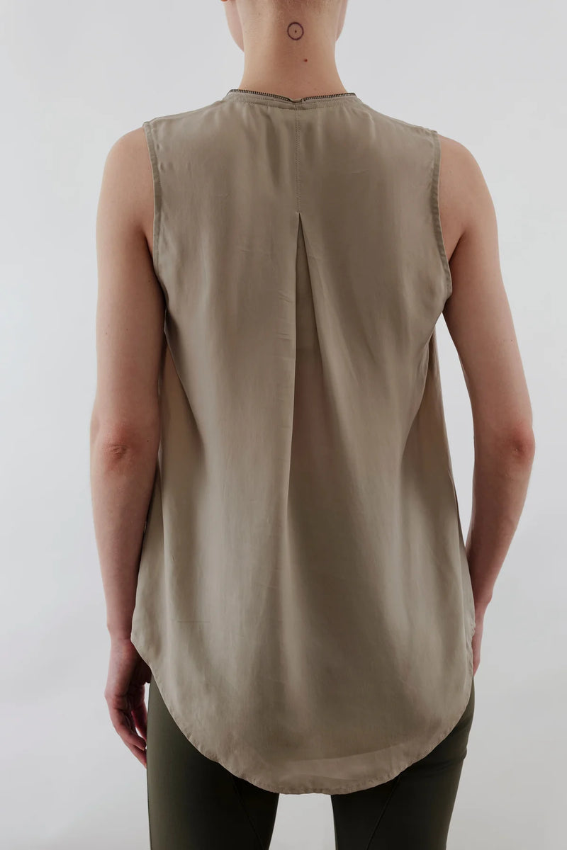 Umberta Silk Shell With Zip Trim in Desert