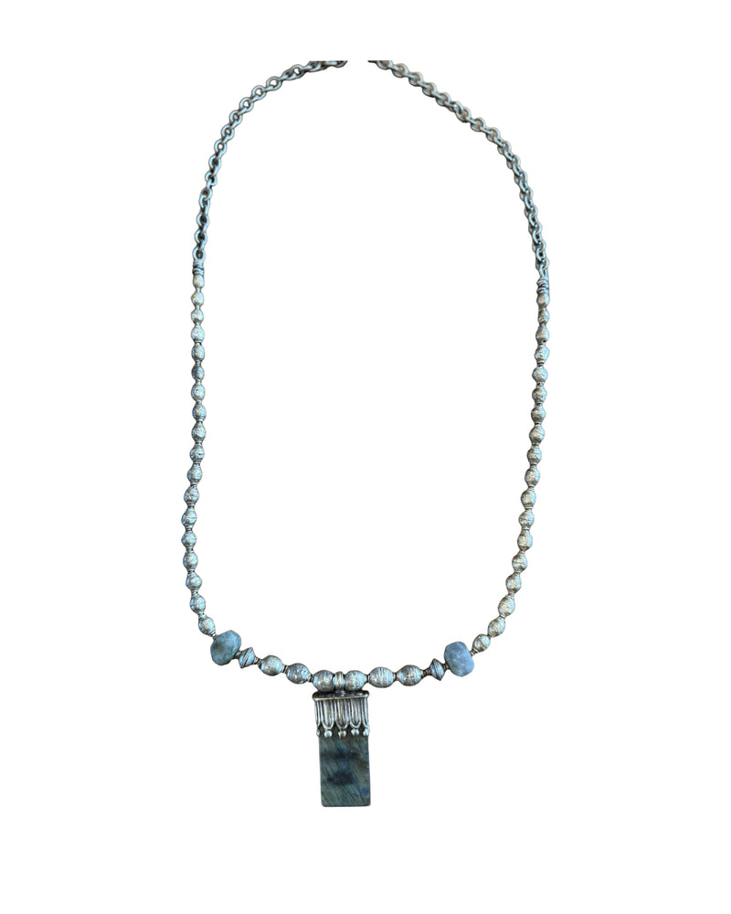 Silver w/Labradorite Pendant Necklace