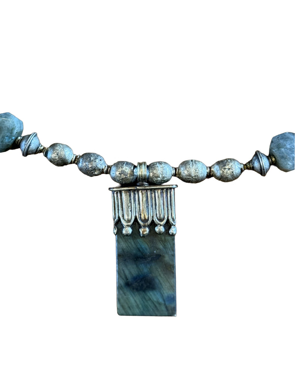 Silver w/Labradorite Pendant Necklace