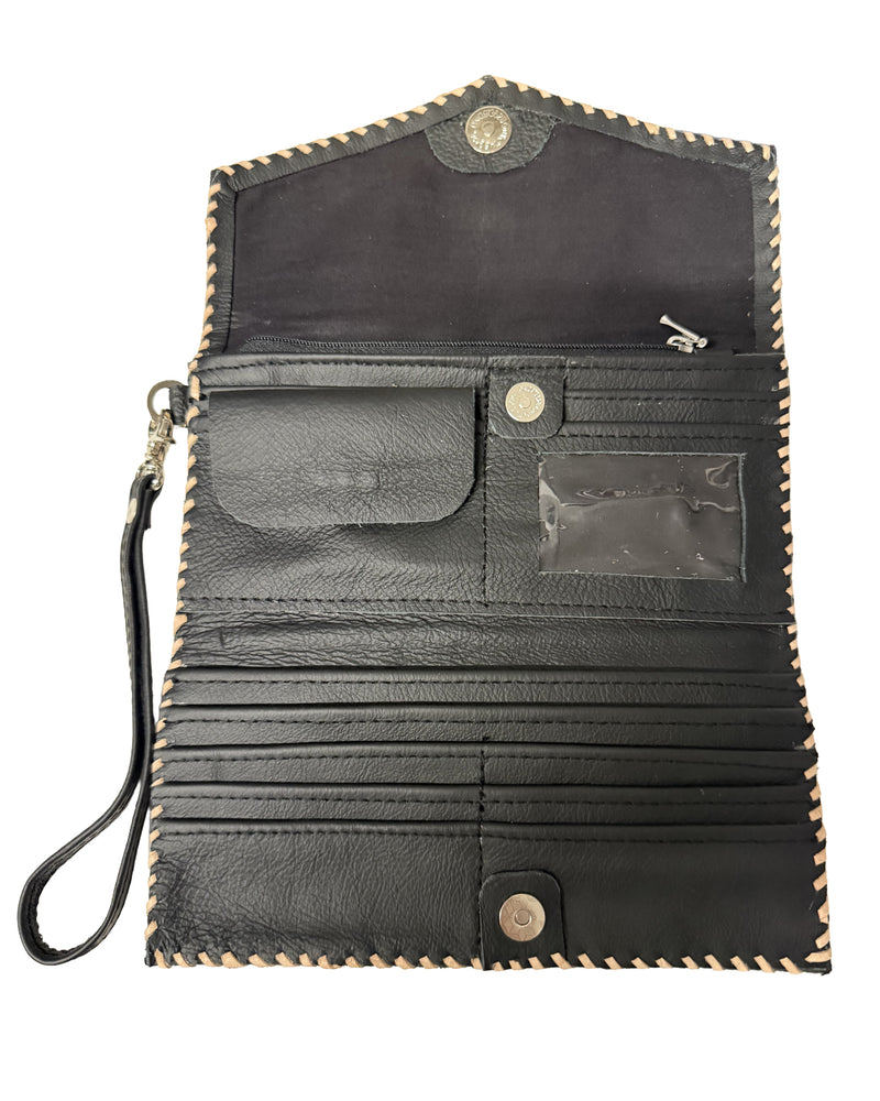 Studio Caleidoscope Laura Wallet in Full Black at well heeled stowe vt