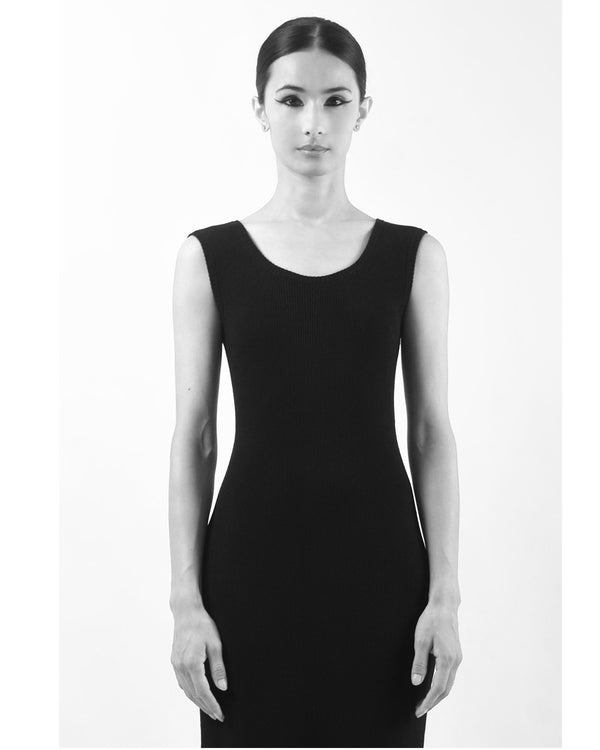 Scoopneck Sleeveless Top | Black
