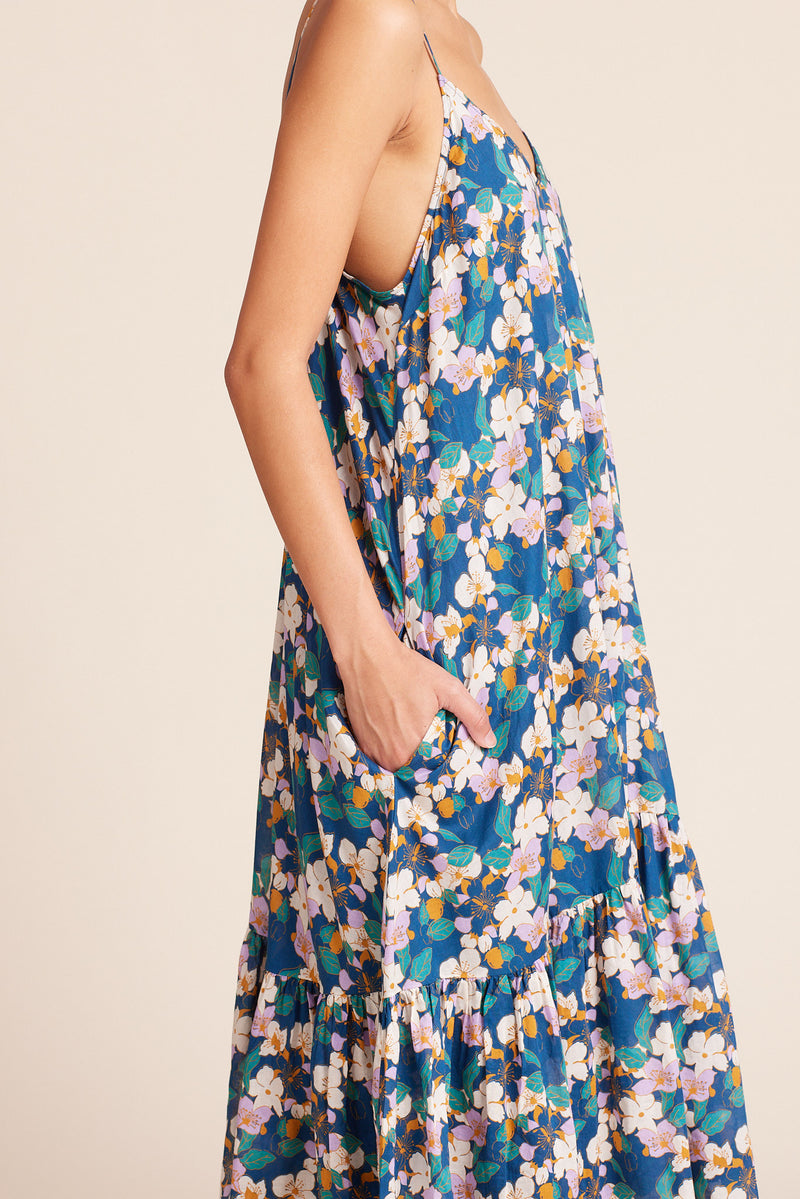 Ari Dress in Tropical Vine