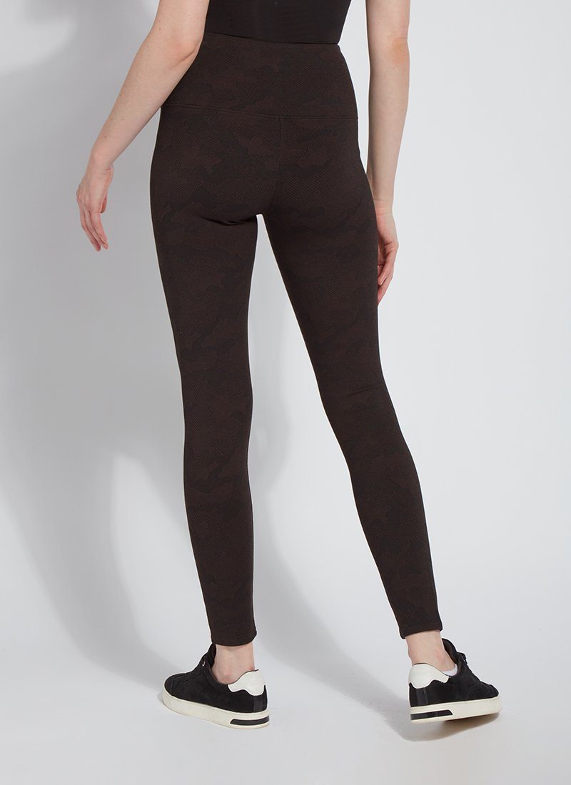 Lysse top camo leggings