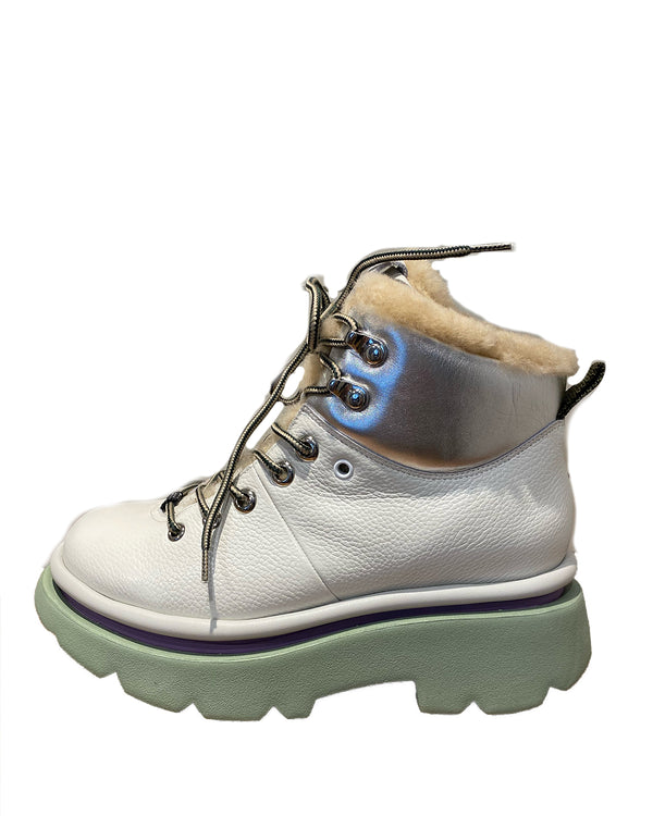 Crunch Hiker | White Shearling