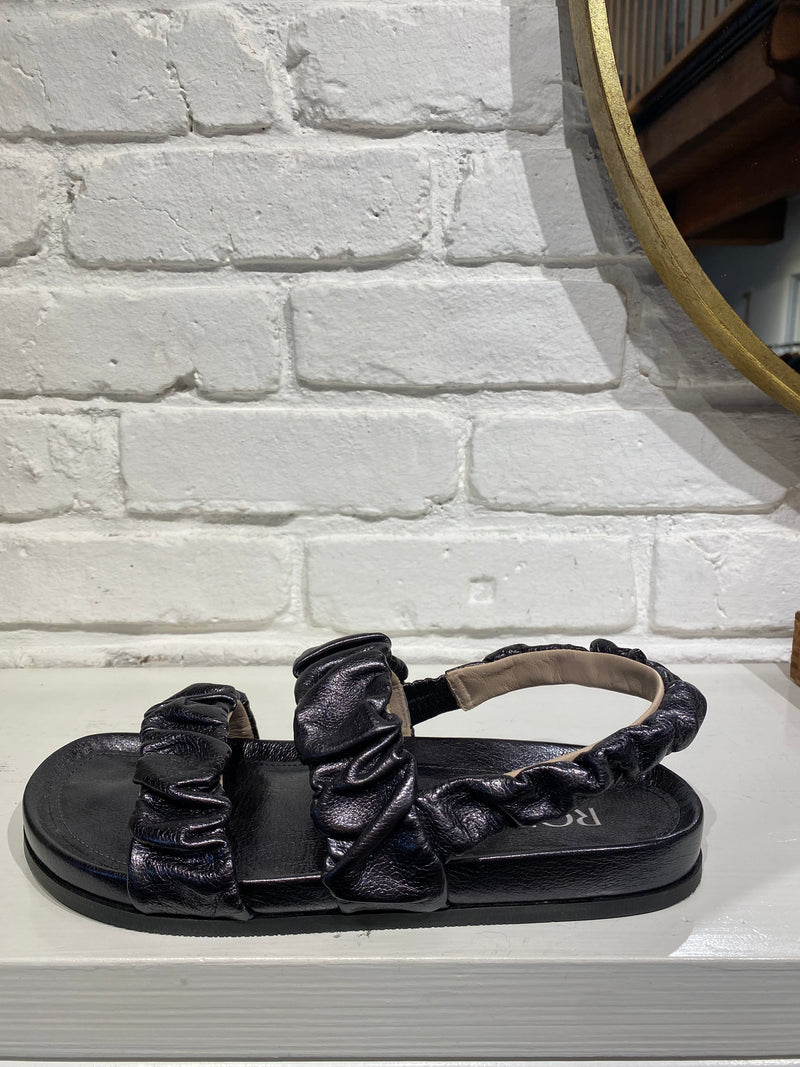 Alena Flat Sandal | Anthracite