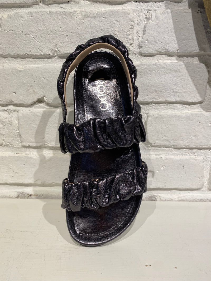 Alena Flat Sandal | Anthracite