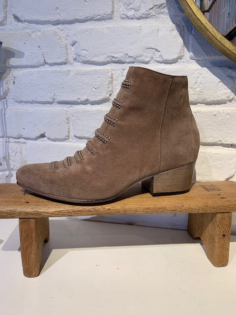 Tiba Short Bootie | Dark Earth