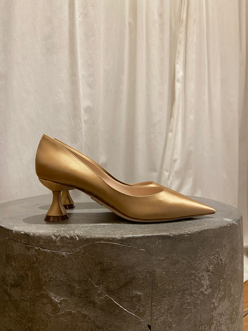 Silk Satin Pointed Pump | Opale