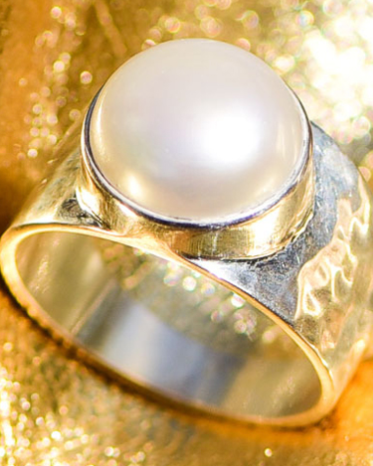 Pearl Ring Set in Sterling Silver | White