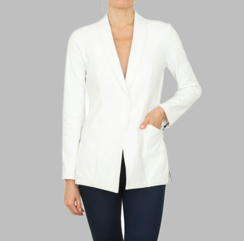 Tamara Blazer | White