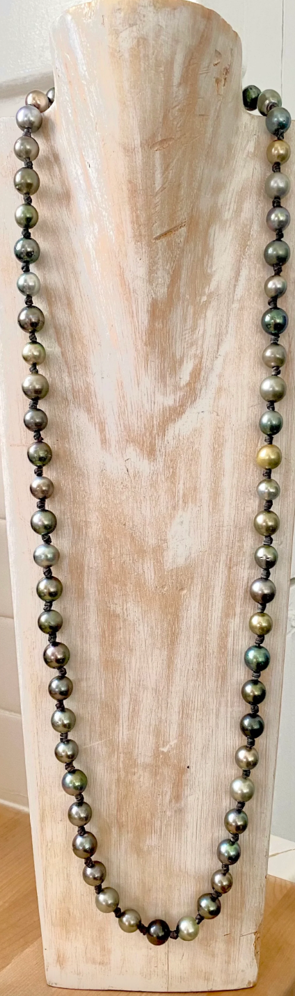 La Reine Pearl Strand