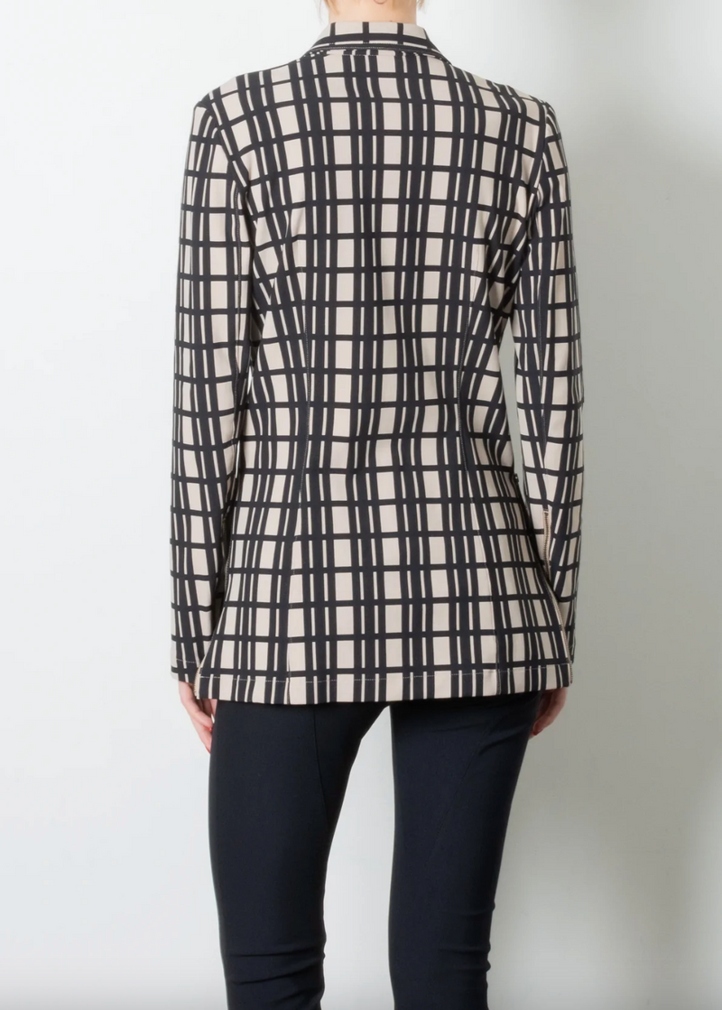 Tamara Blazer | Grid