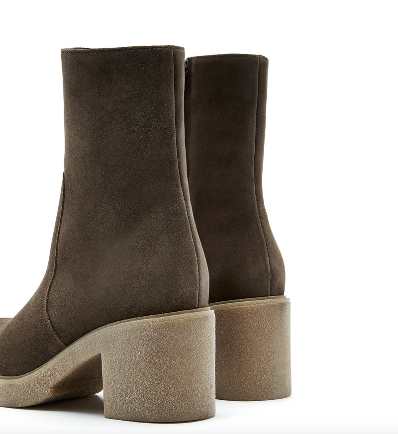 Zed Suede Bootie | Stone Oiled