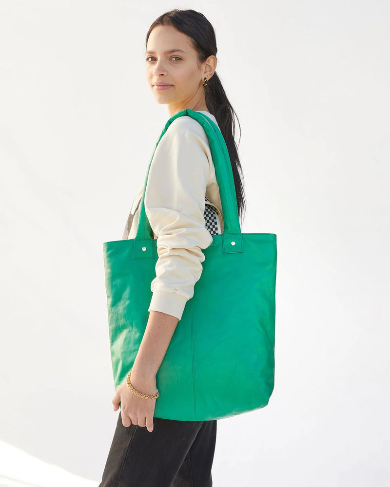 Travailler Magazine Tote | Green