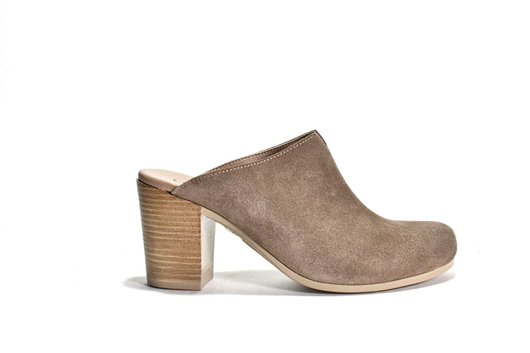 Gina Suede Clog | Brown