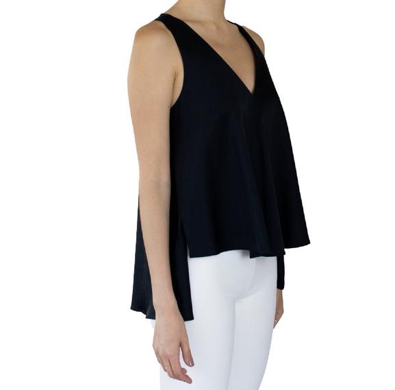 Seneca High Low V Neck | Midnight