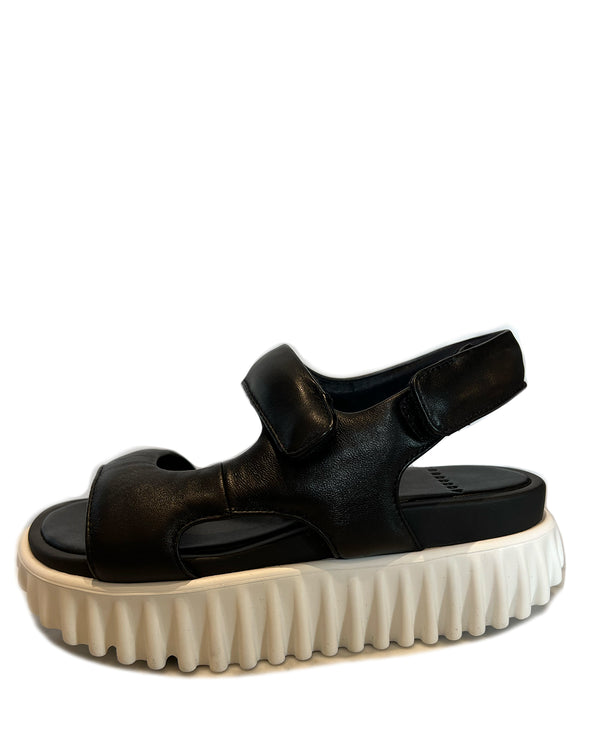 Waffo Pure Platform Sandal | Oreo