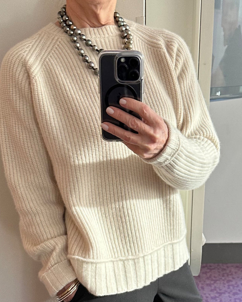 MB  Fisher Crew Pullover in Milk