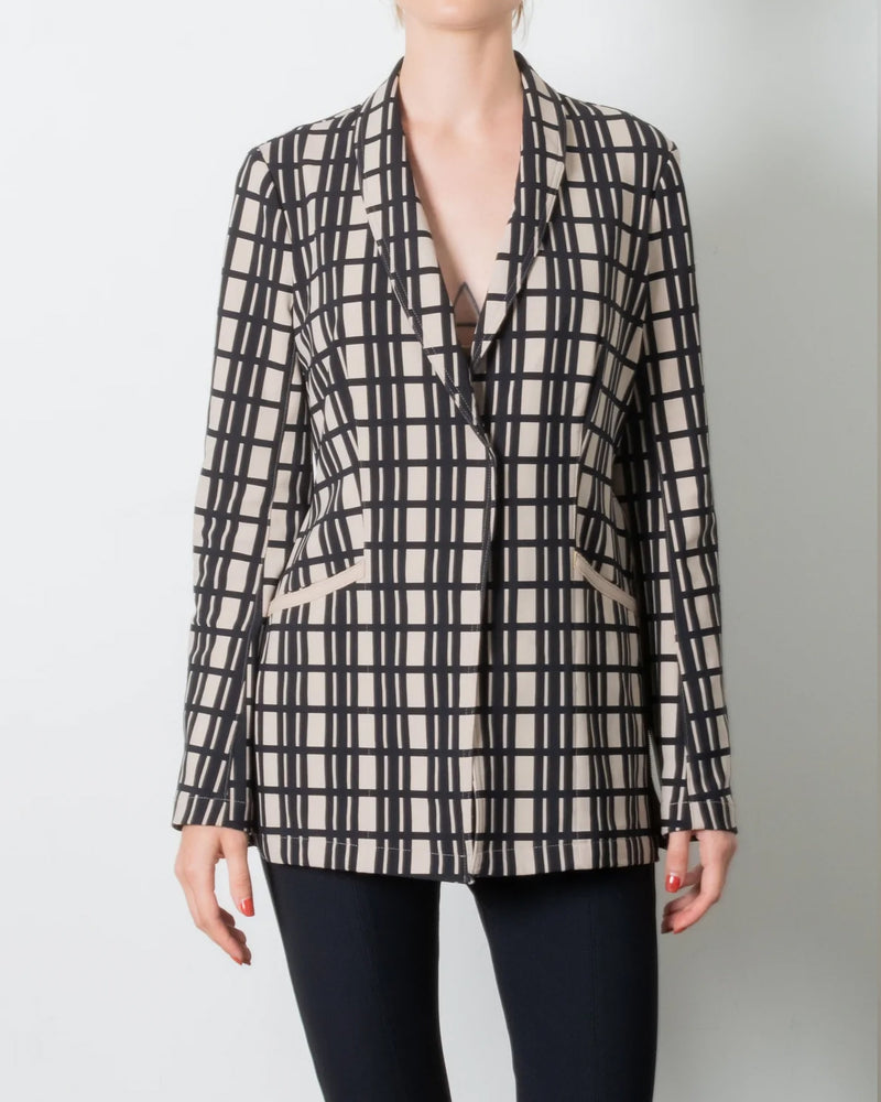 Tamara Blazer | Grid