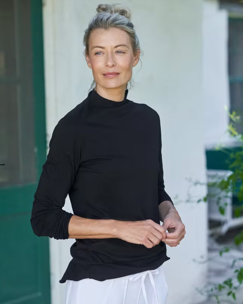 Long Sleeve Turtleneck | Black